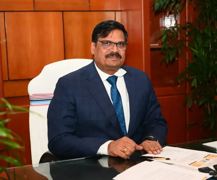 Photo of Shri Asheesh Kumar